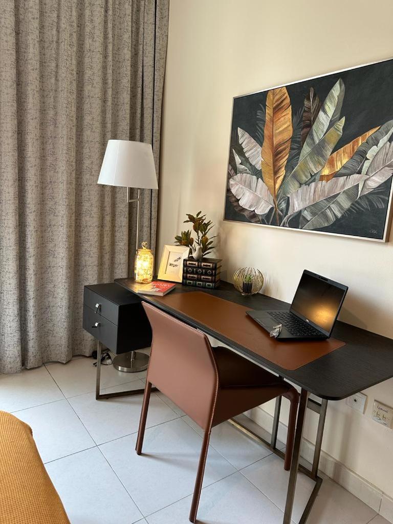 Lovely 1-Bedroom Apartment In The Heart Of Dubai Marina Exterior photo